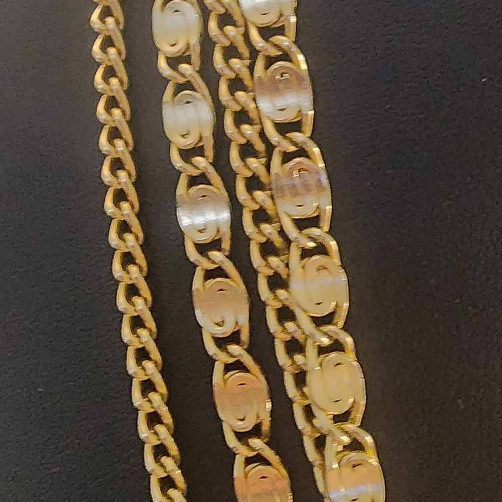 Sara Cov Elegant‎ Gold Tone Layered Necklace